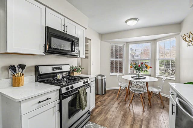 233 Fieldcrest Street, Ann Arbor, MI 48103