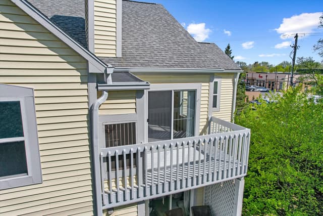2201 S Huron Parkway 4, Ann Arbor, MI 48104
