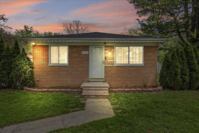 19152 Weyher Street, Livonia, MI 48152
