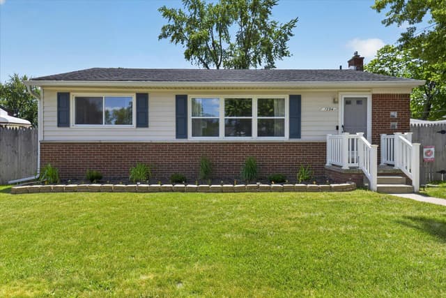 1294 Hawthorne Avenue, Ypsilanti, MI 48198