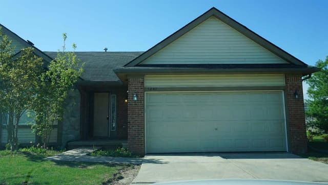 1841 Wexford Circle, Ypsilanti, MI 48198