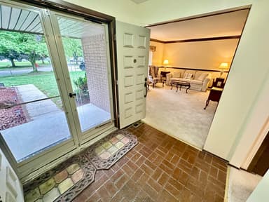 18975 Bainbridge Avenue, Livonia, MI 48152 — photo 5