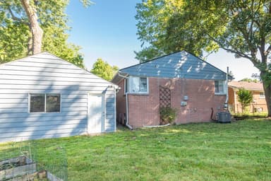832 E Forest Avenue, Ypsilanti, MI 48198 — photo 5