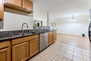 120 W Oakbrook Drive, Ann Arbor, MI 48103 — photo 5