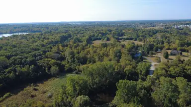 727 W W. Maple Road Road, Milford, MI 48381 — photo 2