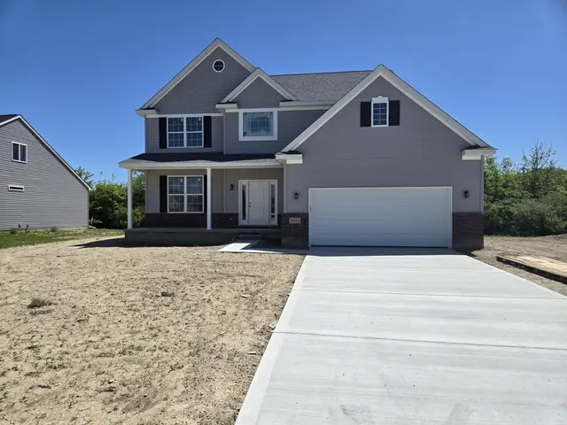 3015 Apple Blossom Way, Monroe, MI 48161