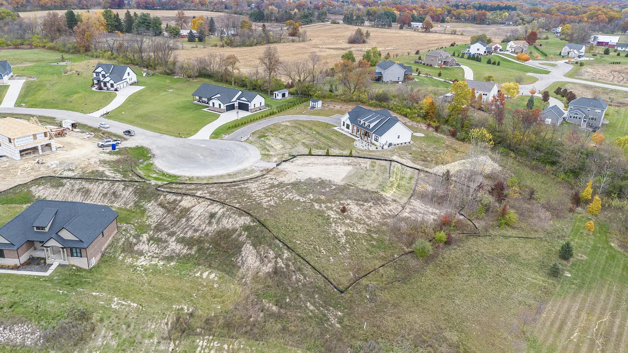510 Antler Court, Saline, MI 48176