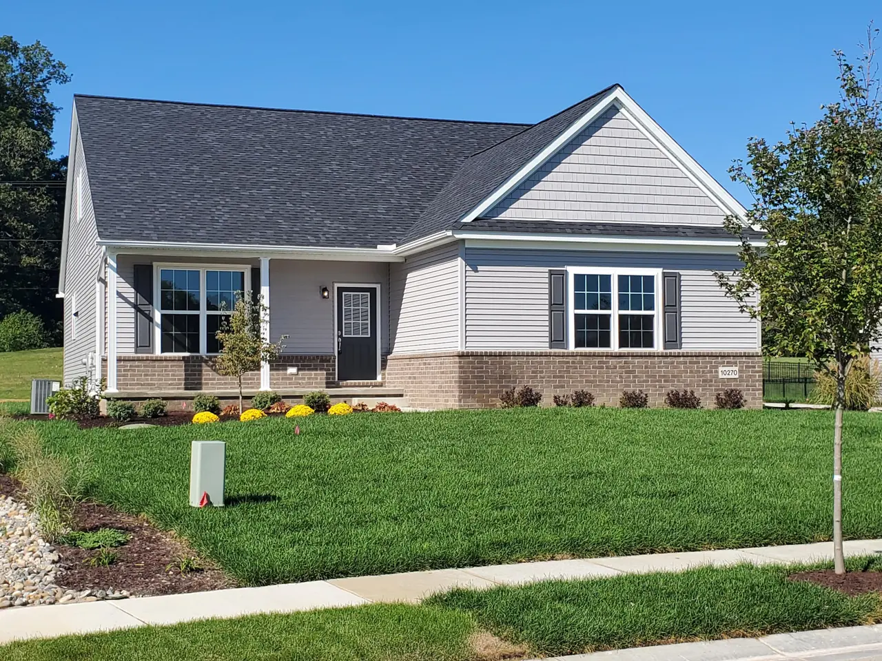 3134 Apple Blossom Way, Monroe, MI 48161