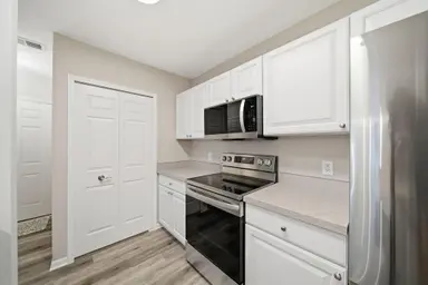 2738 S Knightsbridge Circle, Ann Arbor, MI 48105 — photo 5