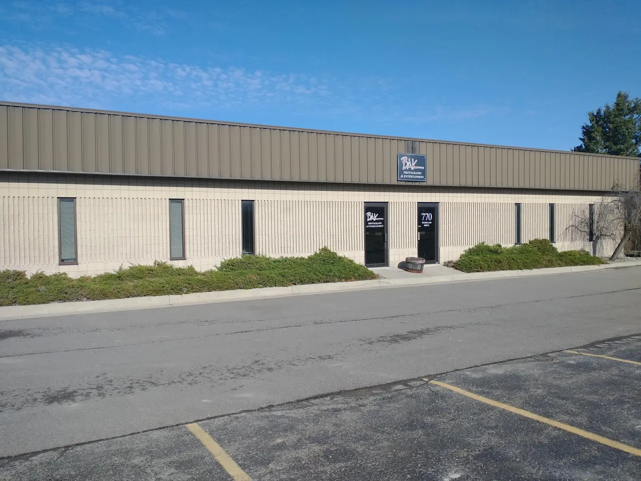760 Woodland Drive E, Saline, MI 48176