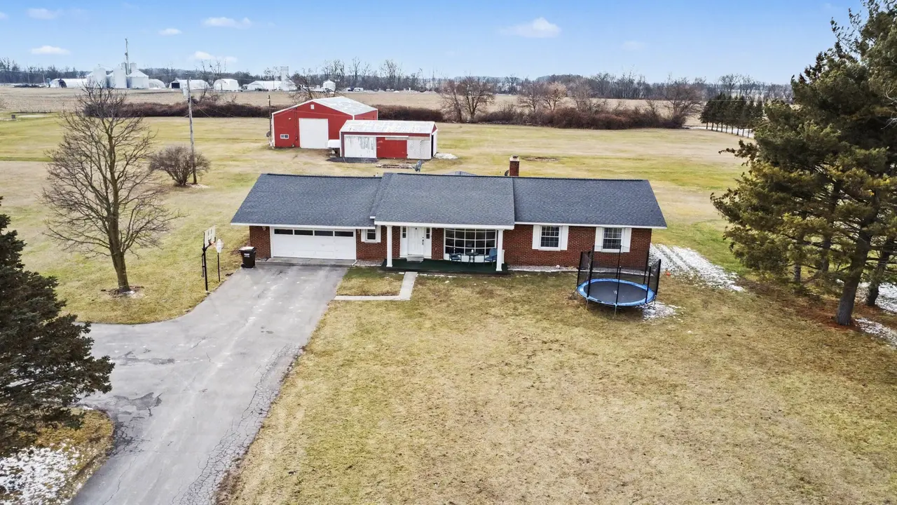 11329 Crowe Road, Milan, MI 48160