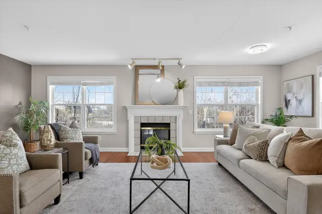 3031 Barclay Way, Ann Arbor, MI 48105