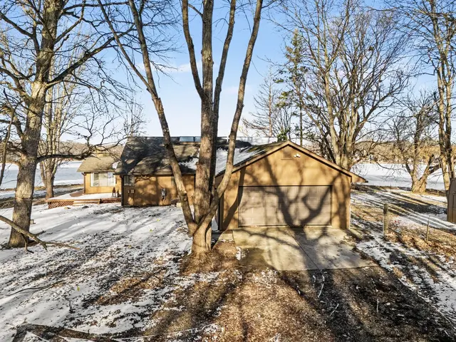11311 Dunlavy Lane, Whitmore Lake, MI 48189