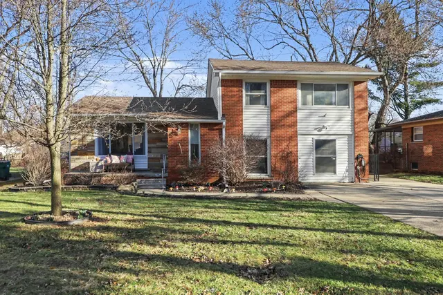 267 Willis Road, Saline, MI 48176