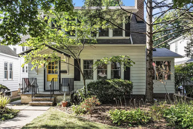 1210 Henry Street, Ann Arbor, MI 48104
