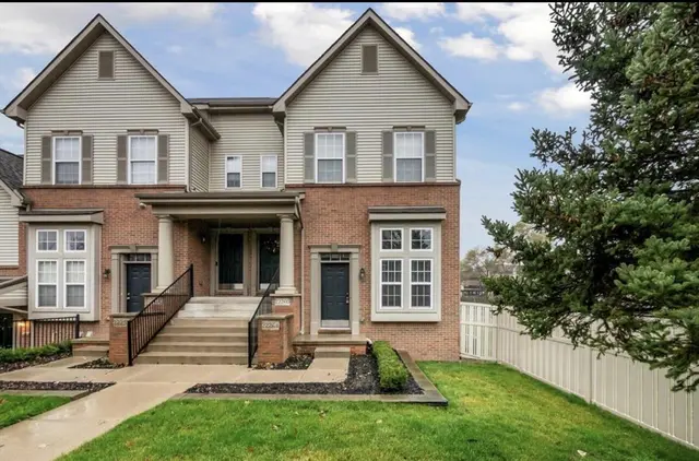 22264 Abbey Lane, Dearborn, MI 48124
