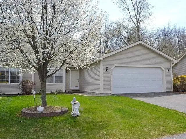 8076 Park Lane, Ypsilanti, MI 48198