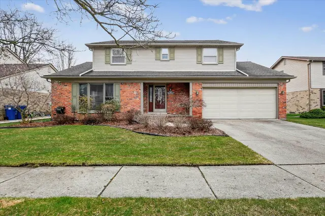7637 Embassy Drive, Canton, MI 48187