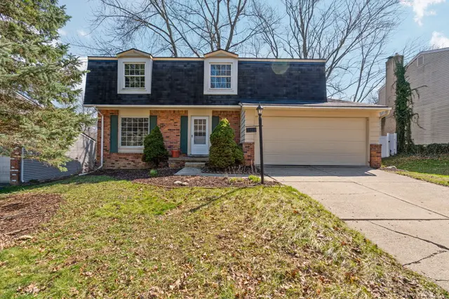 2431 Roanoke Drive, Ypsilanti, MI 48197