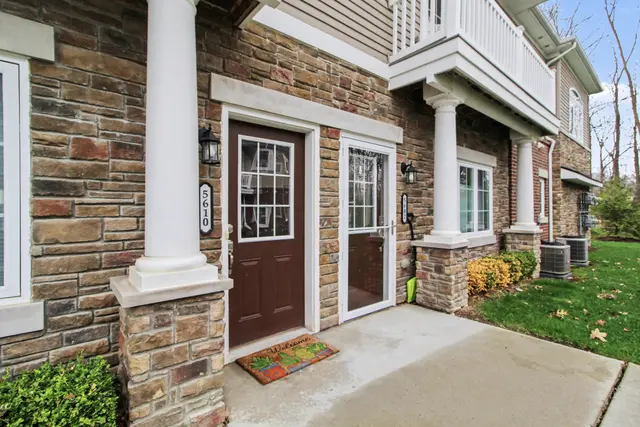 5610 Arbor Chase Drive, Ann Arbor, MI 48103