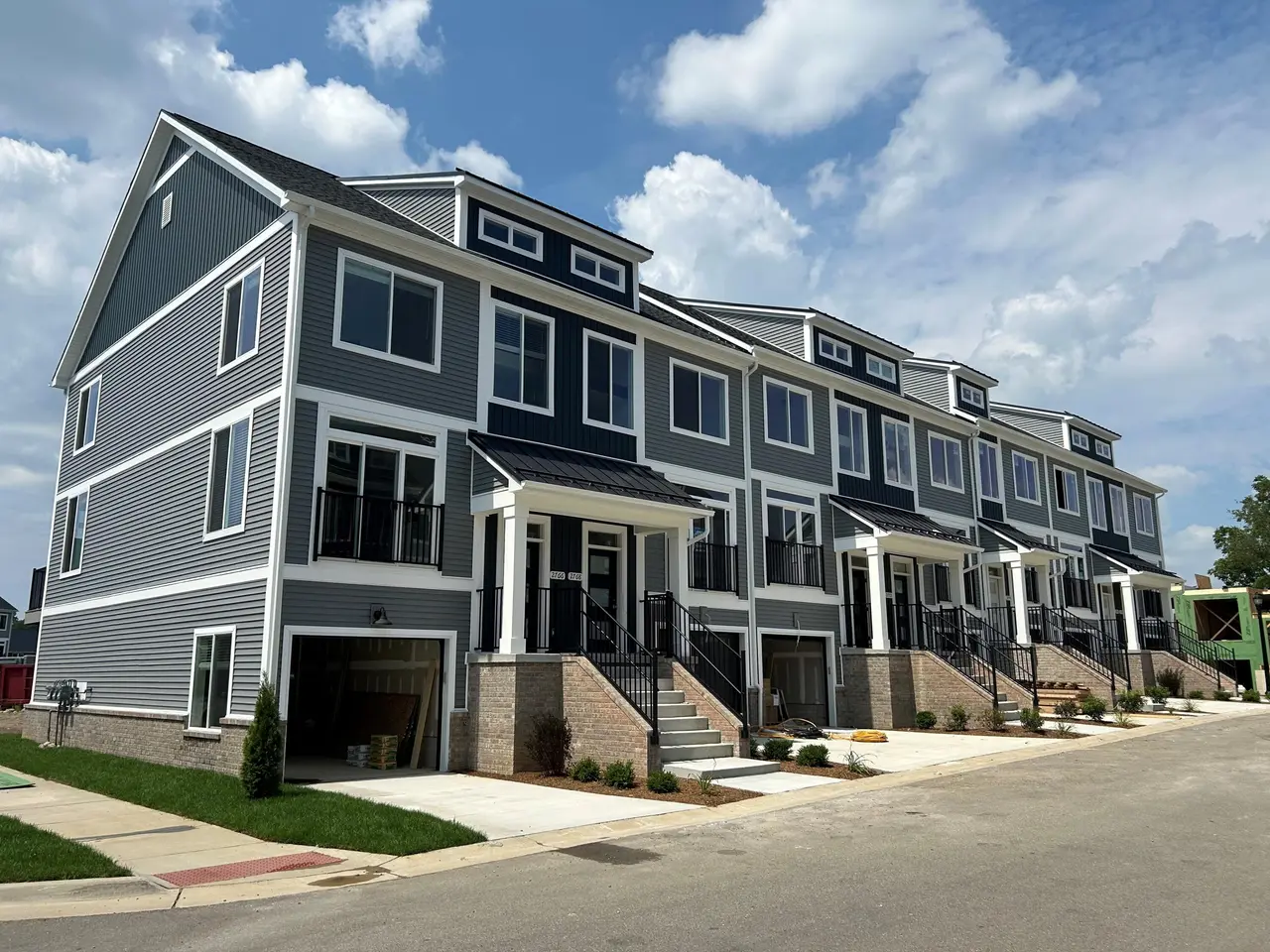 2776 Bristol Ridge Drive 37, Ann Arbor, MI 48105