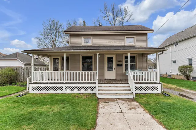 30 E 2nd Street, Milan, MI 48160