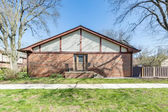 614 Terrace Lane, Ypsilanti, MI 48198