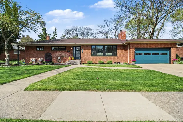 1809 Covington Drive, Ann Arbor, MI 48103