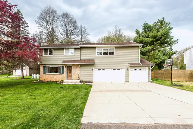 3190 Central, Milford, MI 48380
