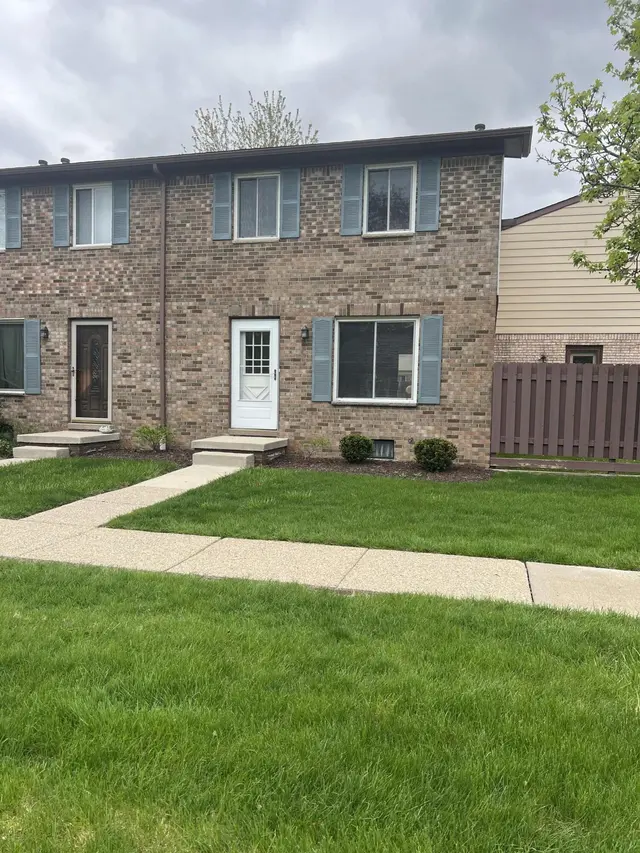 143 Sheffield Drive, Saline, MI 48176