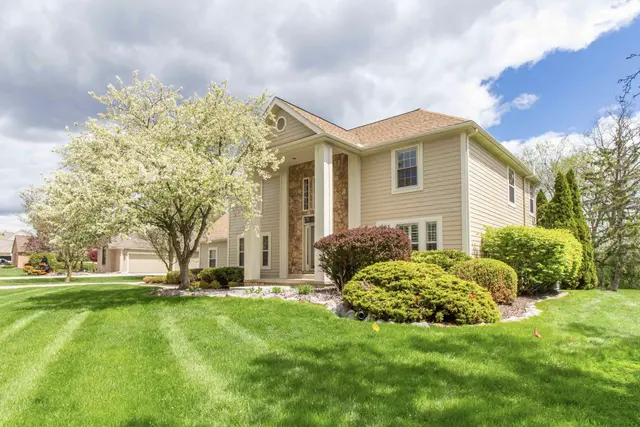 4101 Lake Forest Drive E, Ann Arbor, MI 48108