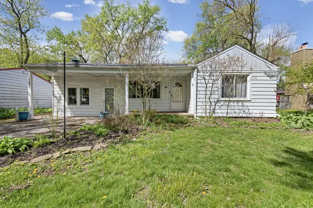 20435 Louise Street, Livonia, MI 48152