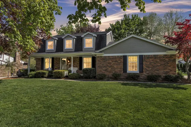11201 Academy Court, Plymouth, MI 48170