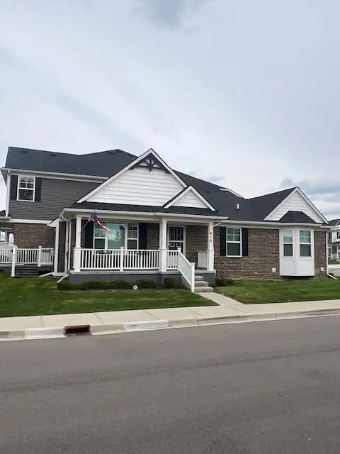 410 Maple Cove Circle 1, Saline, MI 48176