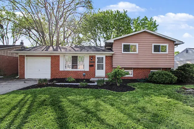 8880 Nottingham Drive, Ypsilanti, MI 48198