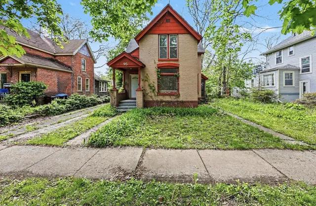 95 Oakwood Street, Ypsilanti, MI 48197