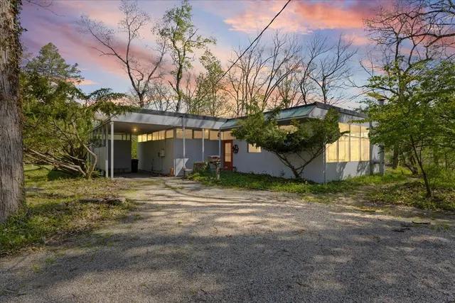 3575 E Huron River Drive, Ann Arbor, MI 48104