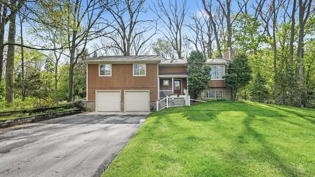 442 W Delhi Road, Ann Arbor, MI 48103