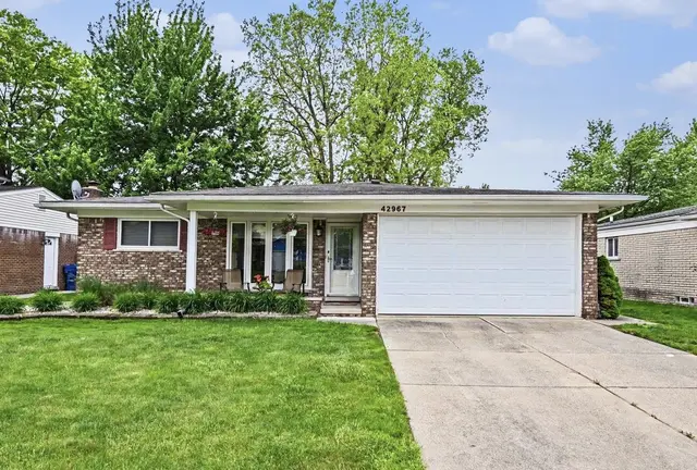 42967 Saxony Road, Canton, MI 48187