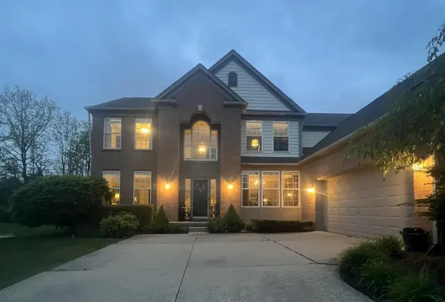 8250 Hummingbird Drive, Ypsilanti, MI 48197