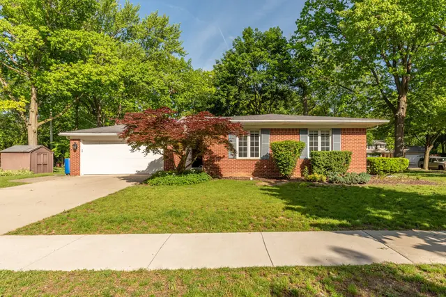 2841 Pebble Creek Drive, Ann Arbor, MI 48108