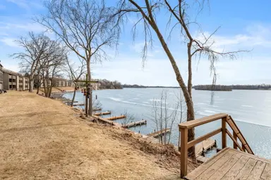730 Cliffs Drive 303A, Ypsilanti, MI 48198 — photo 2