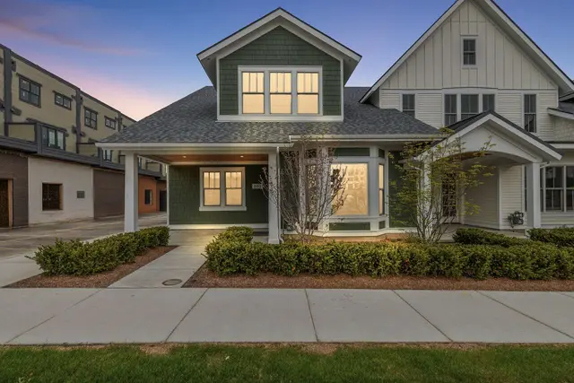 201 Mill Circle, Northville, MI 48167