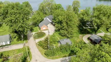 8790 Hendricks Drive, Brighton, MI 48116 — photo 2