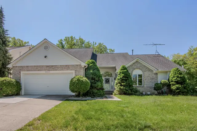 2402 Meadowridge Court, Ann Arbor, MI 48105