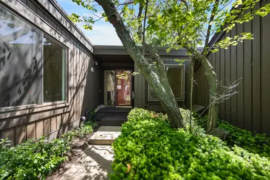 15 Haverhill Court, Ann Arbor, MI 48105 — photo 2