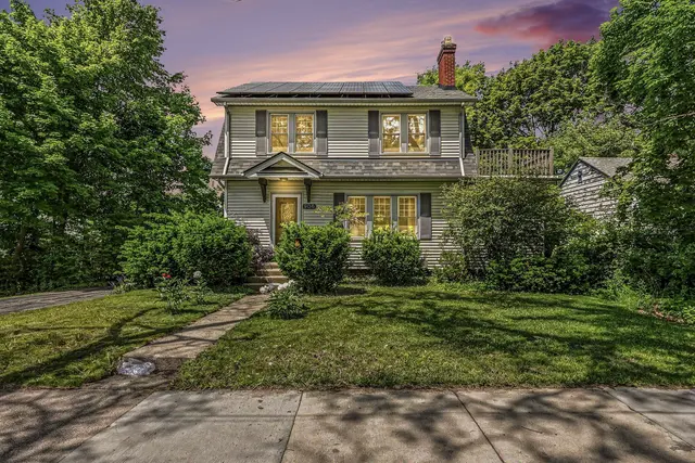 906 Pauline Boulevard, Ann Arbor, MI 48103