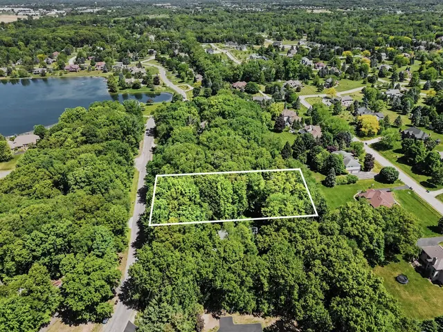 9425 Whispering Pines Drive, Saline, MI 48176