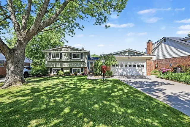 2075 Georgetown Boulevard, Ann Arbor, MI 48105
