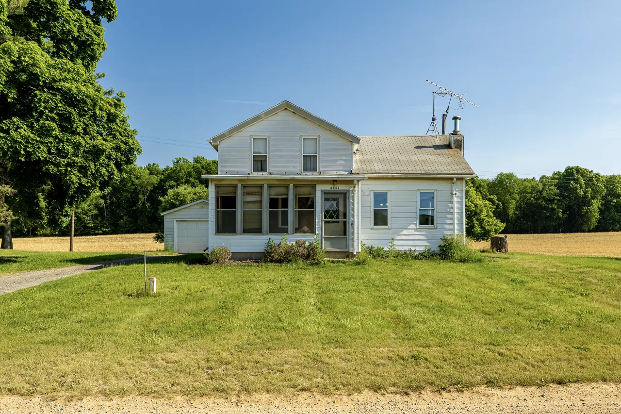 2851 N Dancer Road, Dexter, MI 48130
